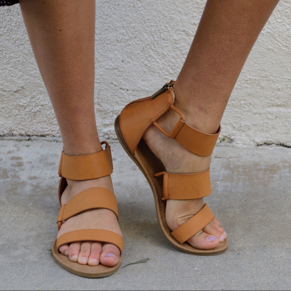 Strappy Sandal - Picture 8 of 8